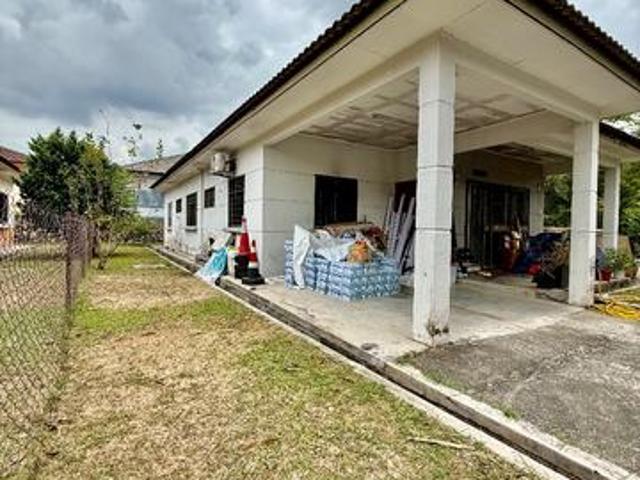 Bungalow for sale in Petaling, Subang Jaya