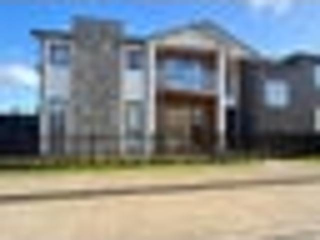 House for sale in Papakura