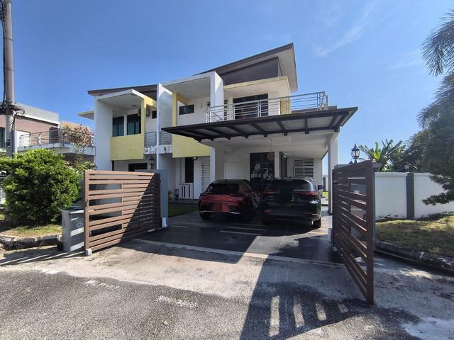 Residential House for sale in Malaka