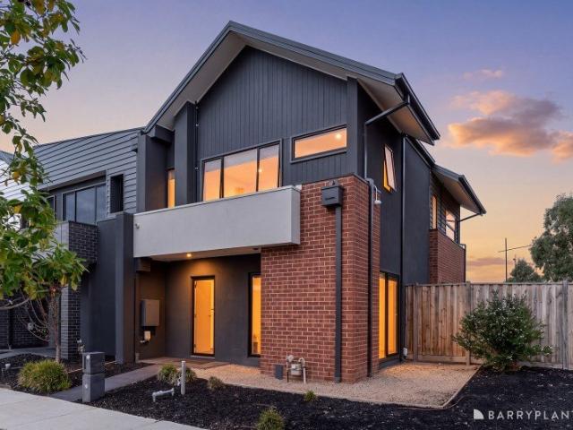 Townhouse for sale in Camerons Creek, Victoria