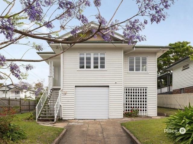 House for sale in Camp Hill, Greater Brisbane