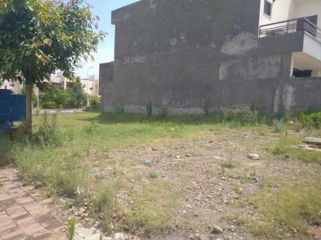 Land for sale in Islamabad