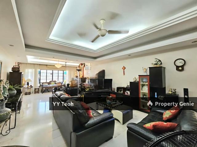 Bungalow for sale in Malaka