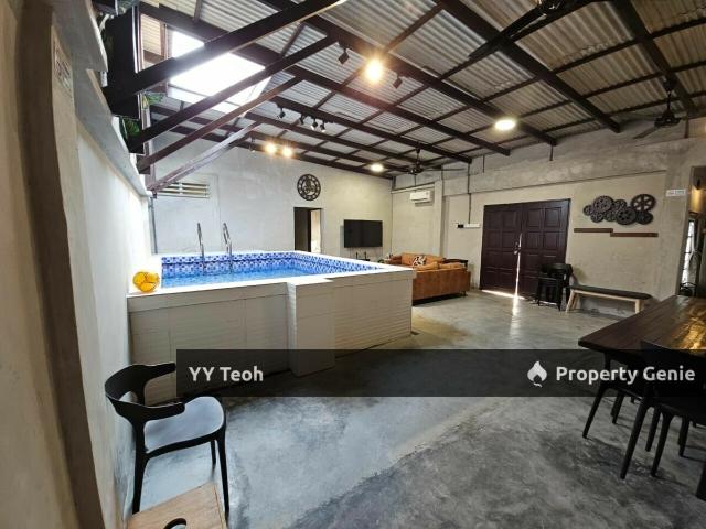 Residential House for sale in Malaka