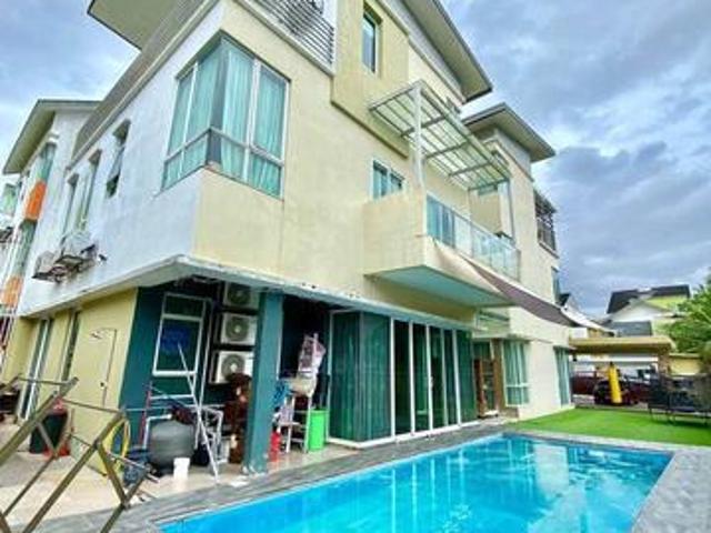 Terraced House for sale in Tanjong Sepat, Selangor
