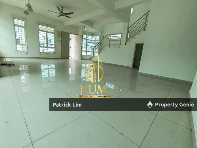 Bungalow for sale in Malaka