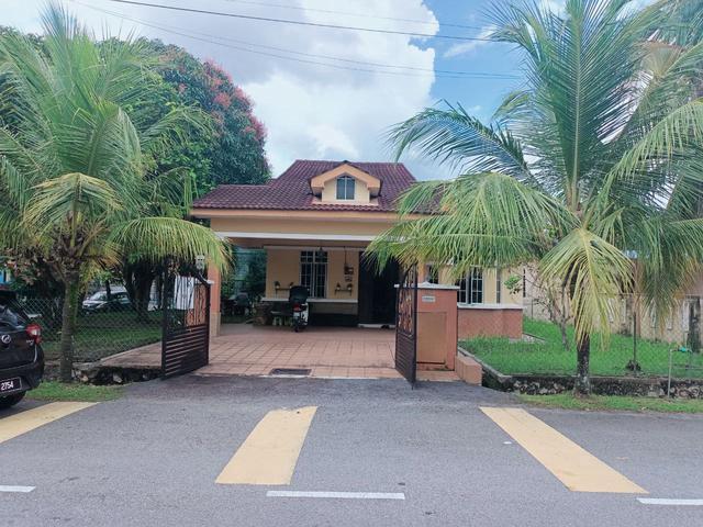 Bungalow for sale in Sendayan Village, Negeri Sembilan