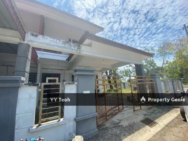 Terraced House for sale in Cheng, Malaka