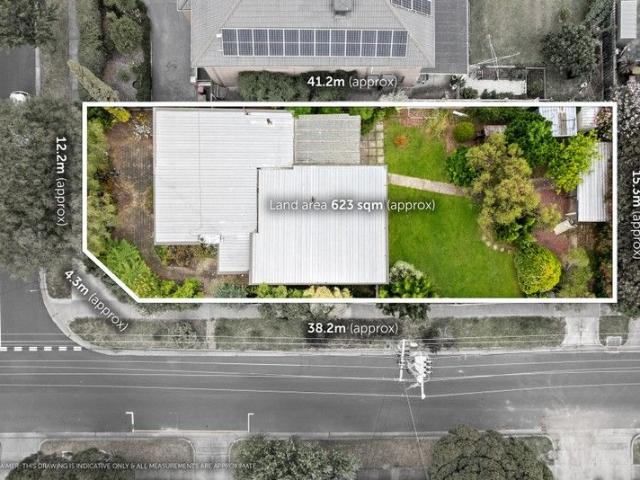 House for sale in Moorabbin