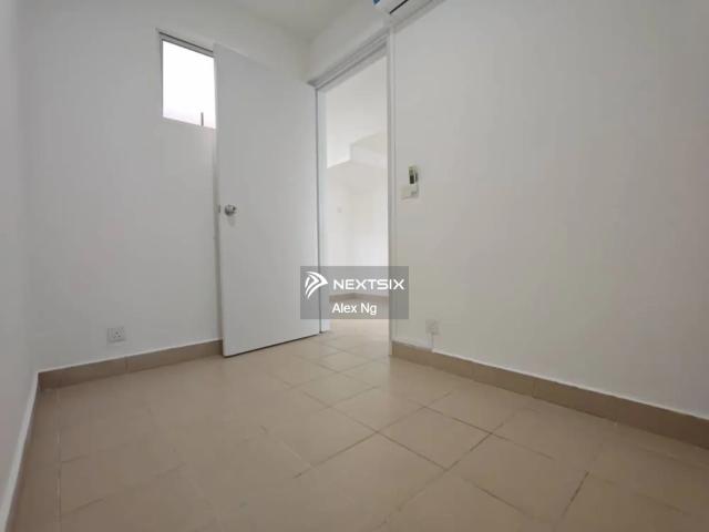 Shop for rent in Kuching