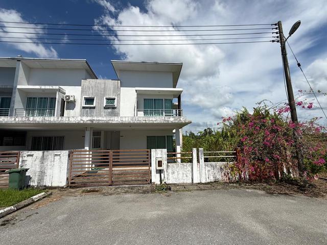 Terraced House for sale in Samarahan, Kota Samarahan