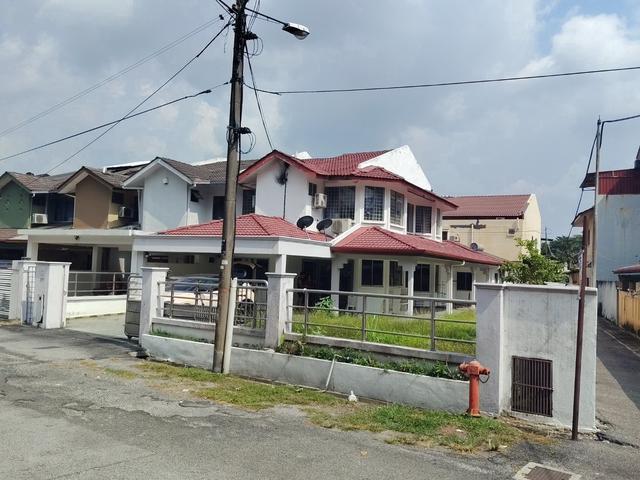 Terraced House for rent in Country Heights Damansara, Kuala Lumpur