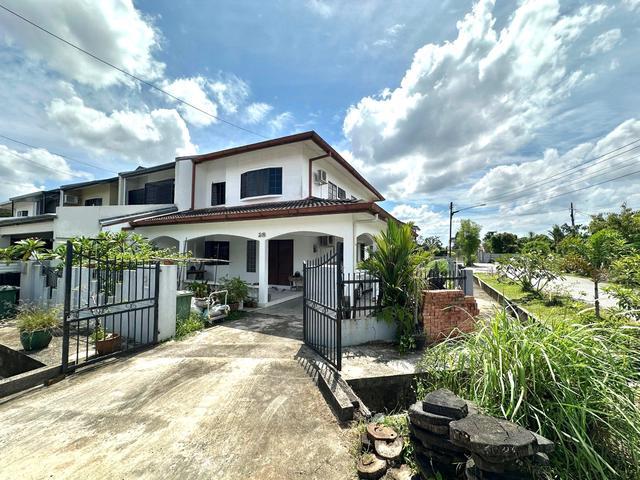 Terraced House for rent in Kuching
