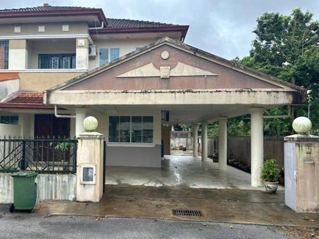 Terraced House for sale in Kuching
