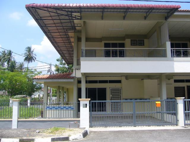 Terraced House for rent in Wellesley, Penang