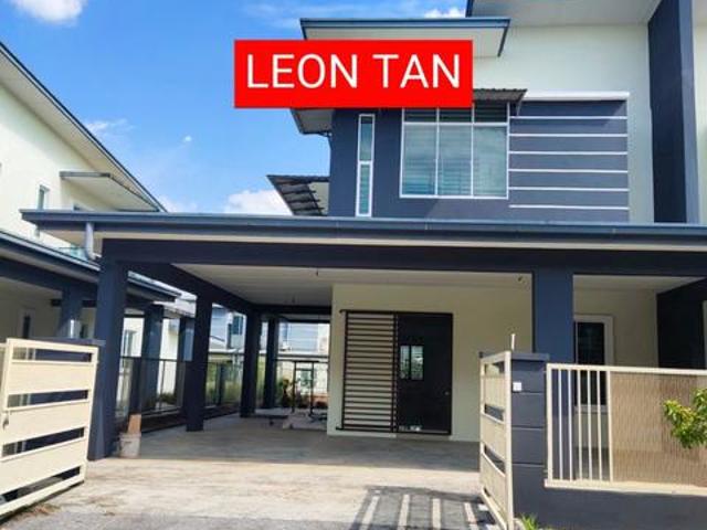 Terraced House for sale in Kuching, Bahagian Kuching