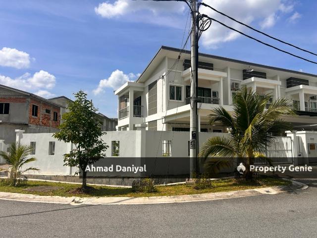 Terraced House for sale in Tanjong Sepat, Selangor