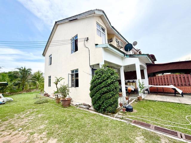 Terraced House for sale in Tanjong Sepat, Selangor