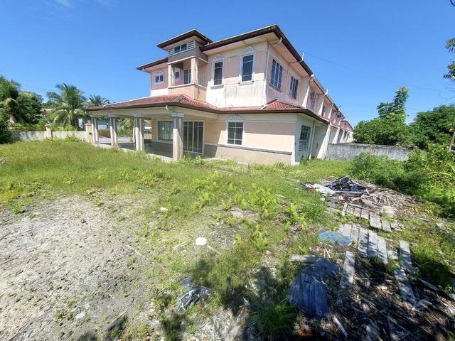 Terraced House for sale in Samarahan, Kota Samarahan