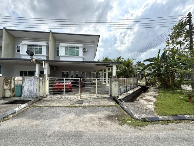 Terraced House for sale in Samarahan, Kota Samarahan