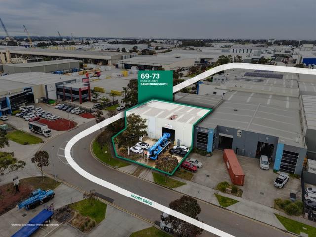 Warehouse for rent in Camerons Creek, Victoria