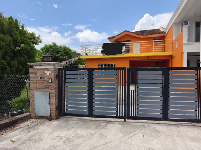 Terraced House for sale in Tanjong Sepat, Selangor
