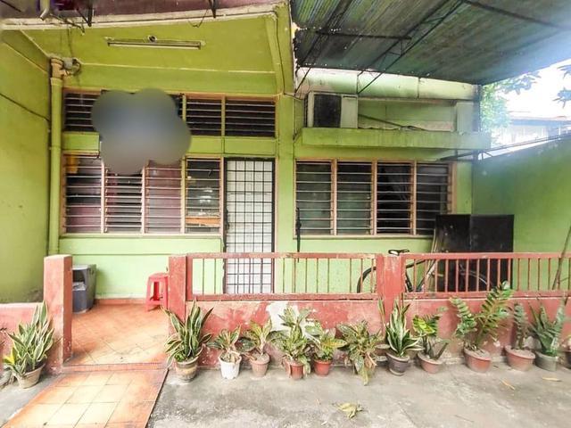 Flat for sale in Petaling, Damansara Damai