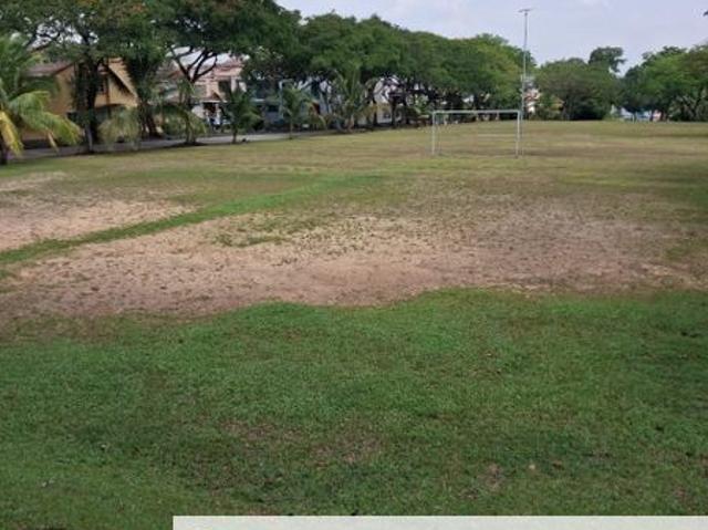 Shop for sale in Petaling, Damansara Damai