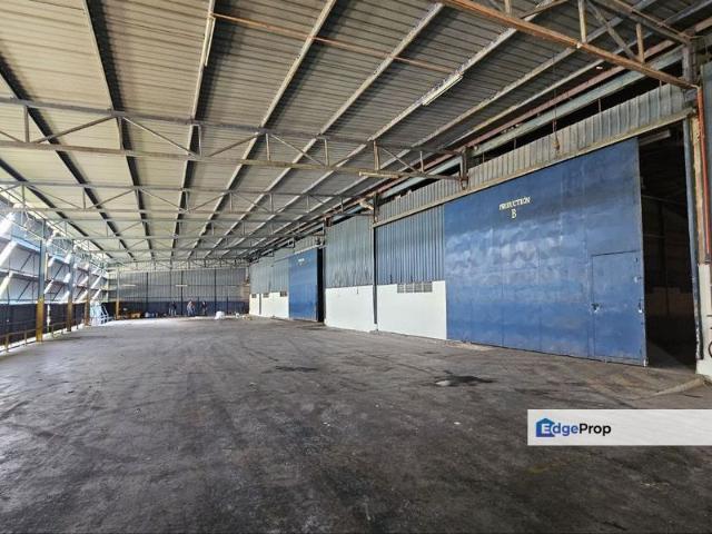 Warehouse for sale in Malaka