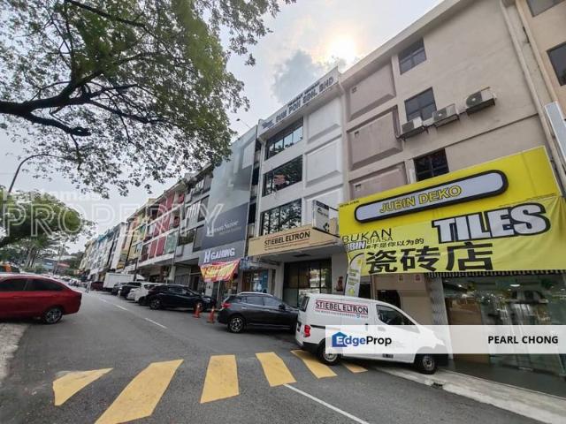 Shop for rent in Country Heights Damansara, Kuala Lumpur