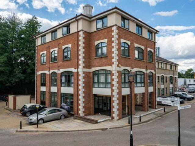 House for sale in Pouchen End, Hertfordshire
