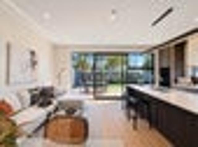 Townhouse for sale in Milldale, Rodney