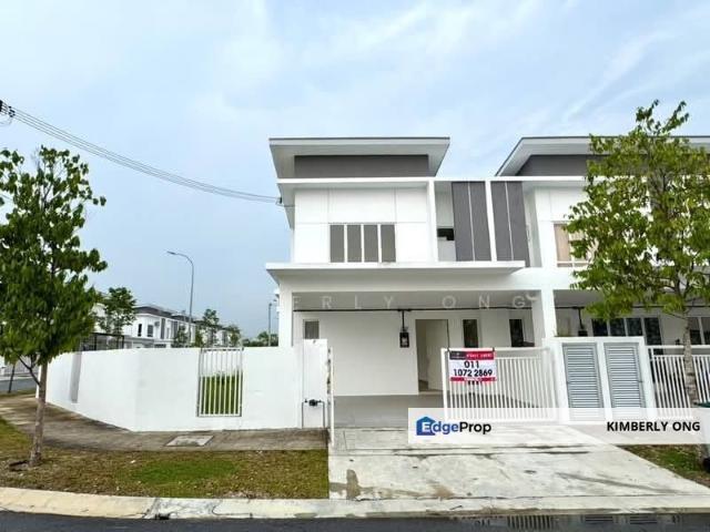 House for sale in Sendayan Village, Negeri Sembilan