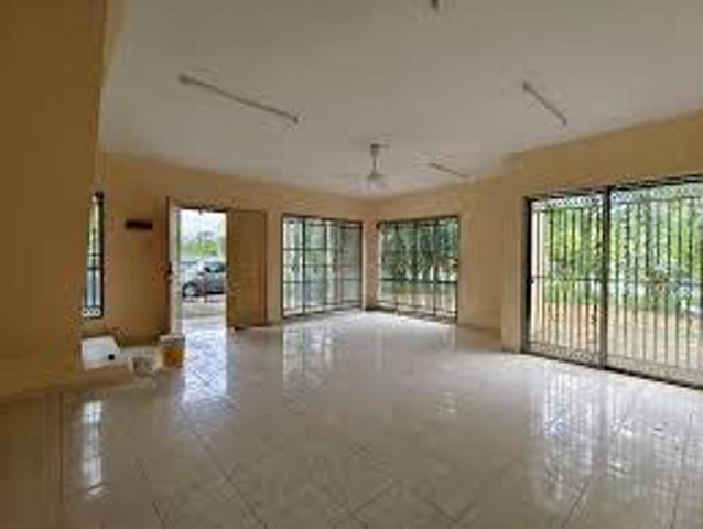 Terraced House for sale in Langat, Selangor