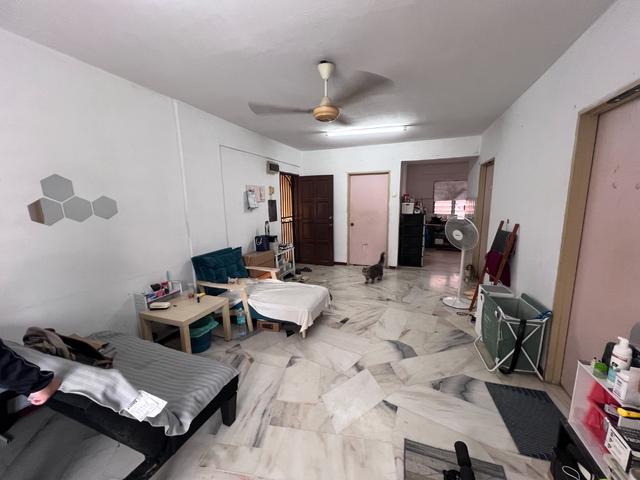 Flat for sale in Petaling, Alam Impian