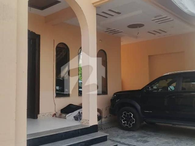House for sale in Faisalabad, Islamabad Capital Territory