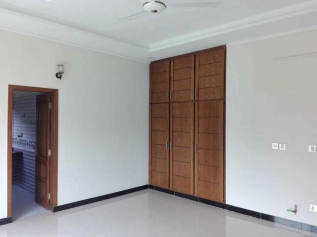 House for sale in ایف-11, اسلام آباد