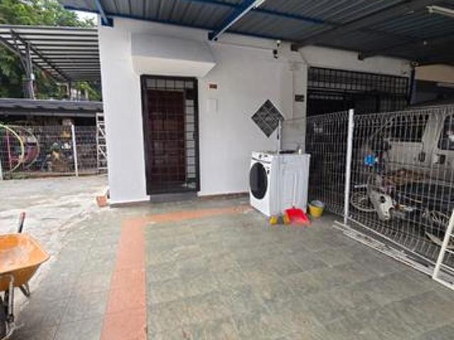Townhouse for rent in Country Heights Damansara, Kuala Lumpur