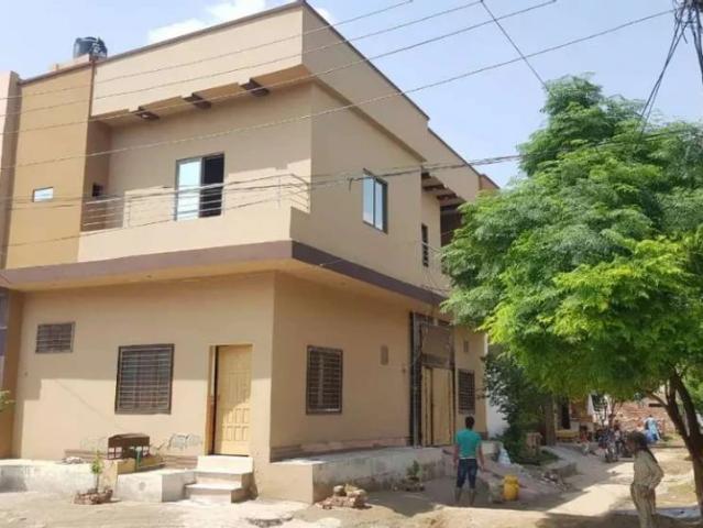 House for sale in Faisalabad, Islamabad Capital Territory