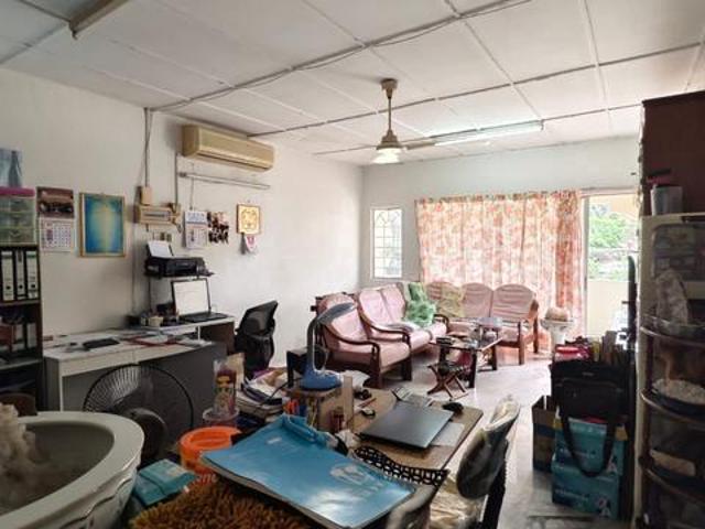 Townhouse for sale in Country Heights Damansara, Kuala Lumpur