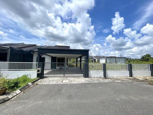 Terraced House for sale in Samarahan, Kota Samarahan