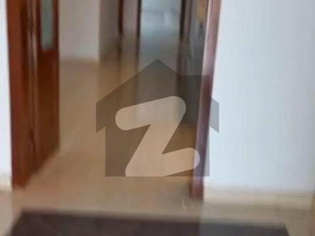House for sale in تحصیل فیصل آباد شہر, فیصل آباد ڈویژن