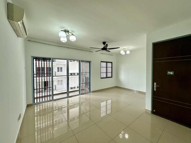 Condominium for sale in Petaling, Subang Jaya