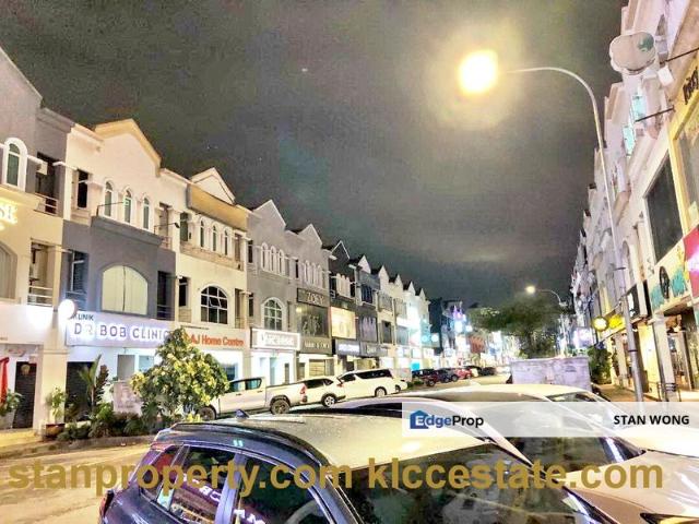 Shop for rent in Petaling, Damansara Damai
