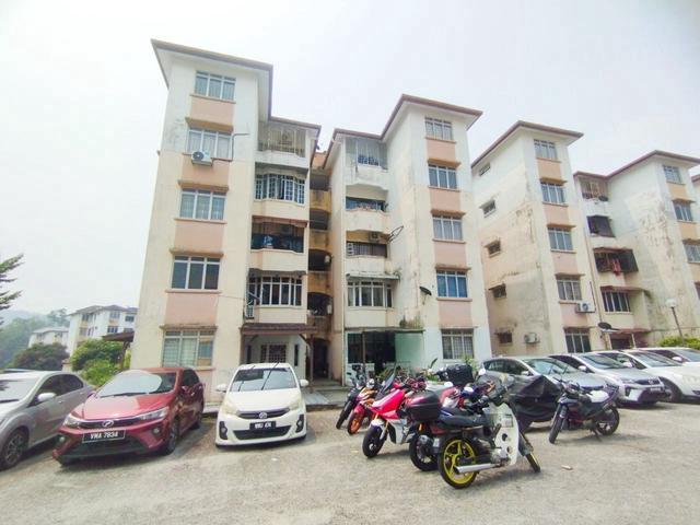 Apartment for sale in Langat, Selangor