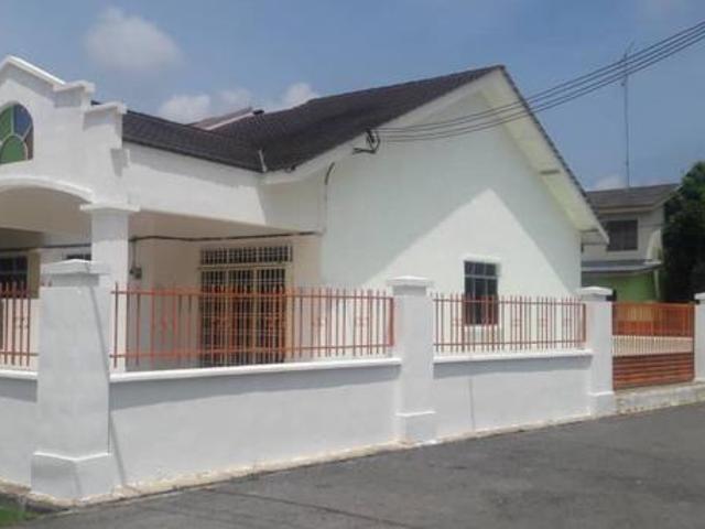 Terraced House for sale in Batu Pahat, Johor