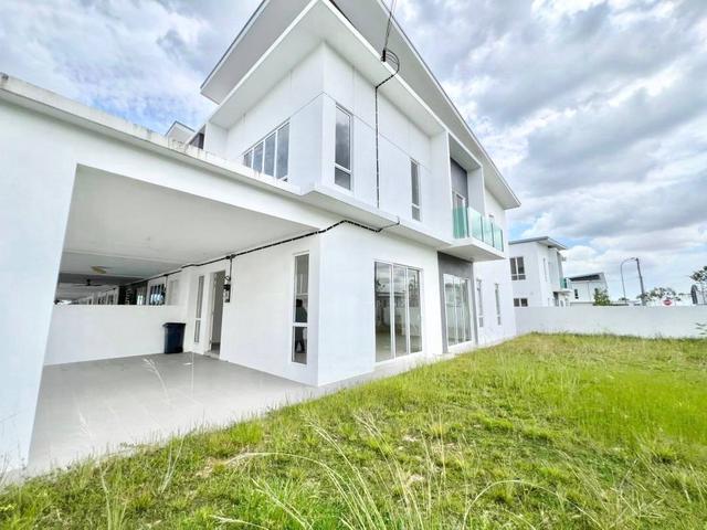 Terraced House for sale in Sendayan Village, Negeri Sembilan