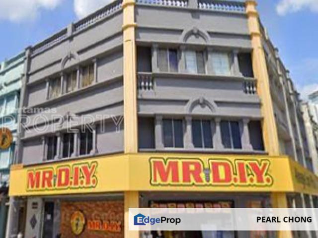 Shop for rent in Country Heights Damansara, Kuala Lumpur