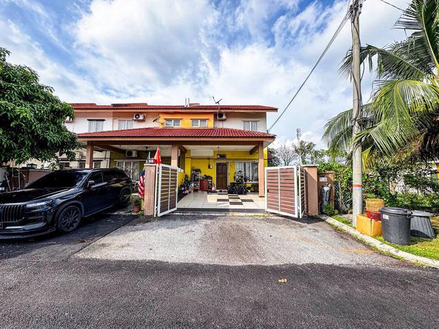Terraced House for sale in Tanjong Sepat, Selangor