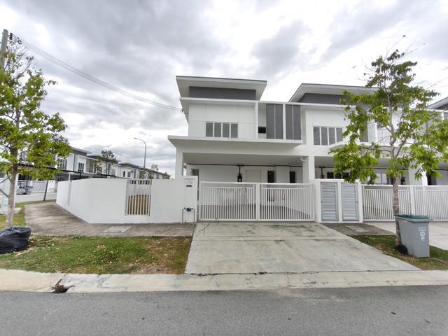 Terraced House for sale in Sendayan Village, Negeri Sembilan
